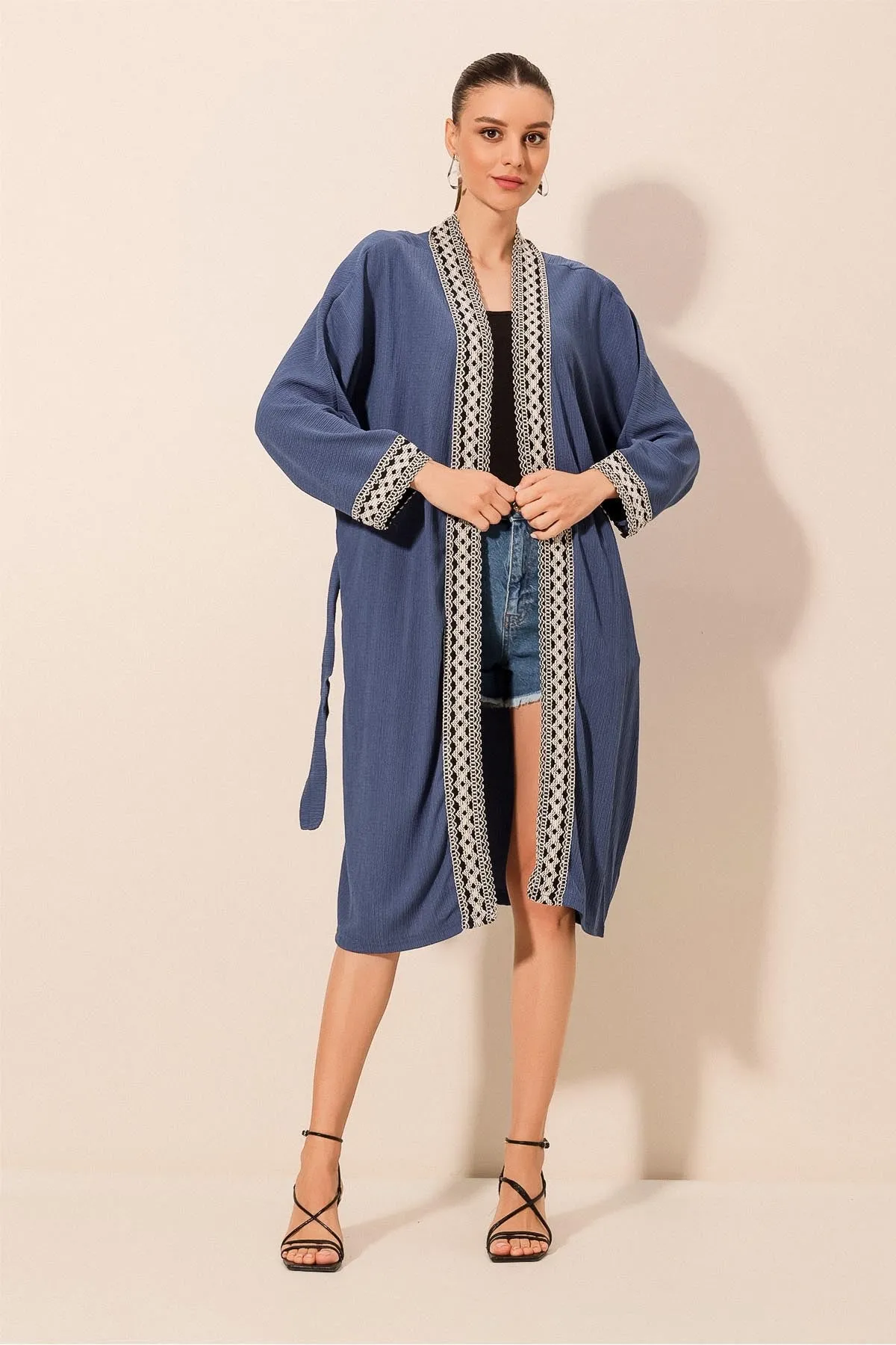 5865 nakişli örme uzun kimono