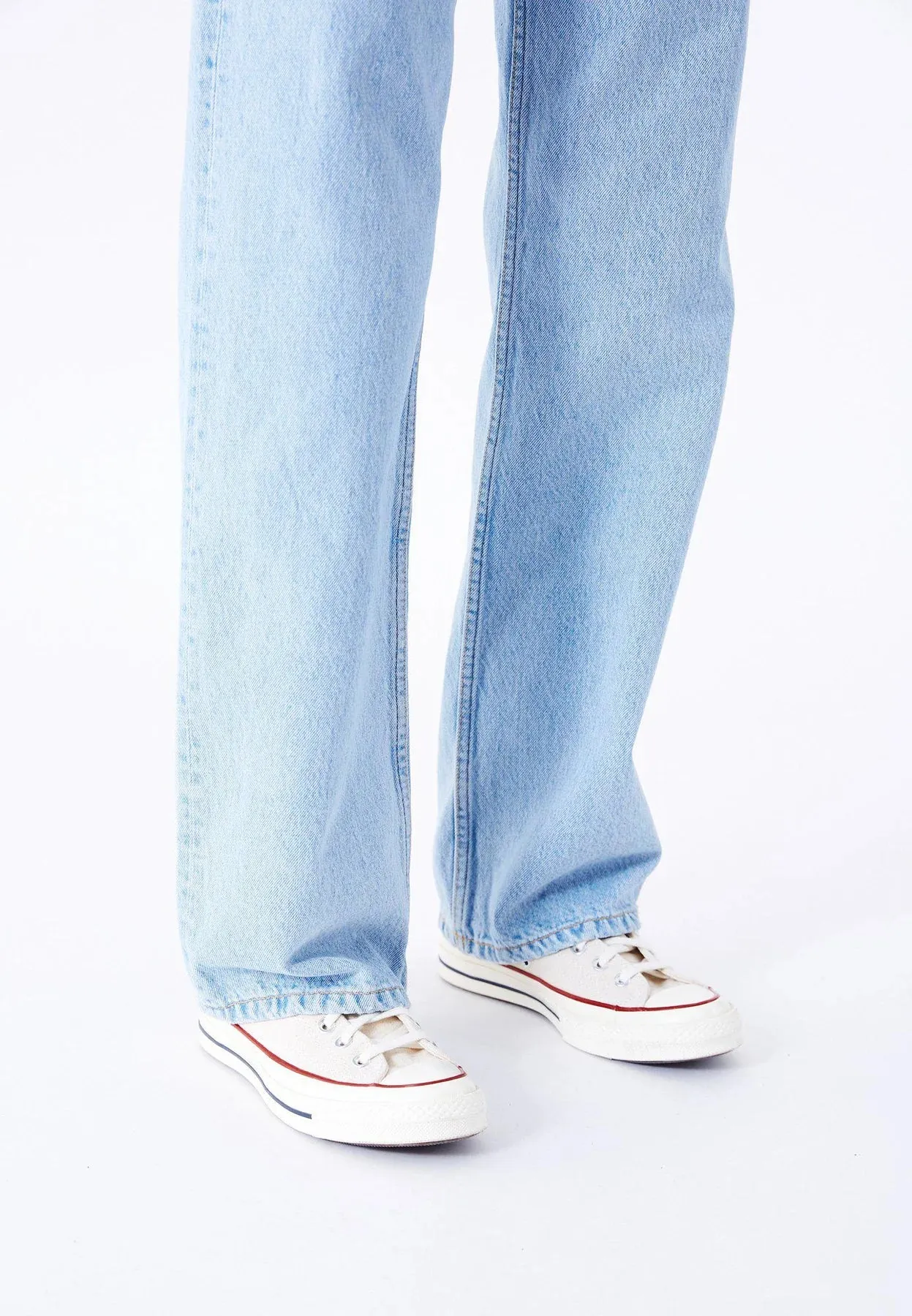 DR Denim Echo Straight Leg Jean - Stream Light Retro