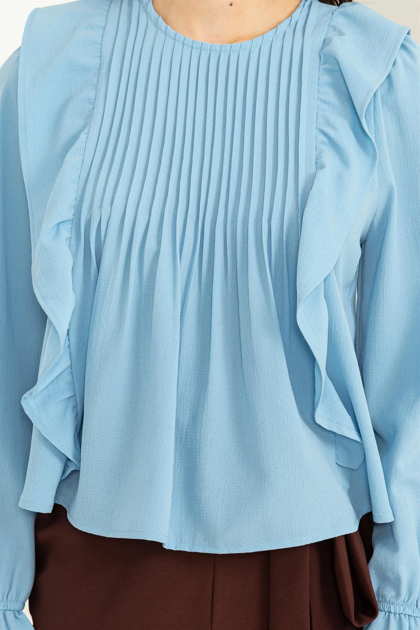 HF23G053-REFINED STYLE RUFFLED PINTUCK BLOUSE