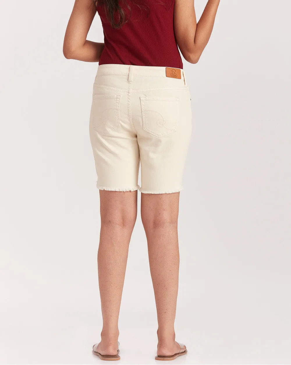 Mid Rise Colored Shorts - Cream