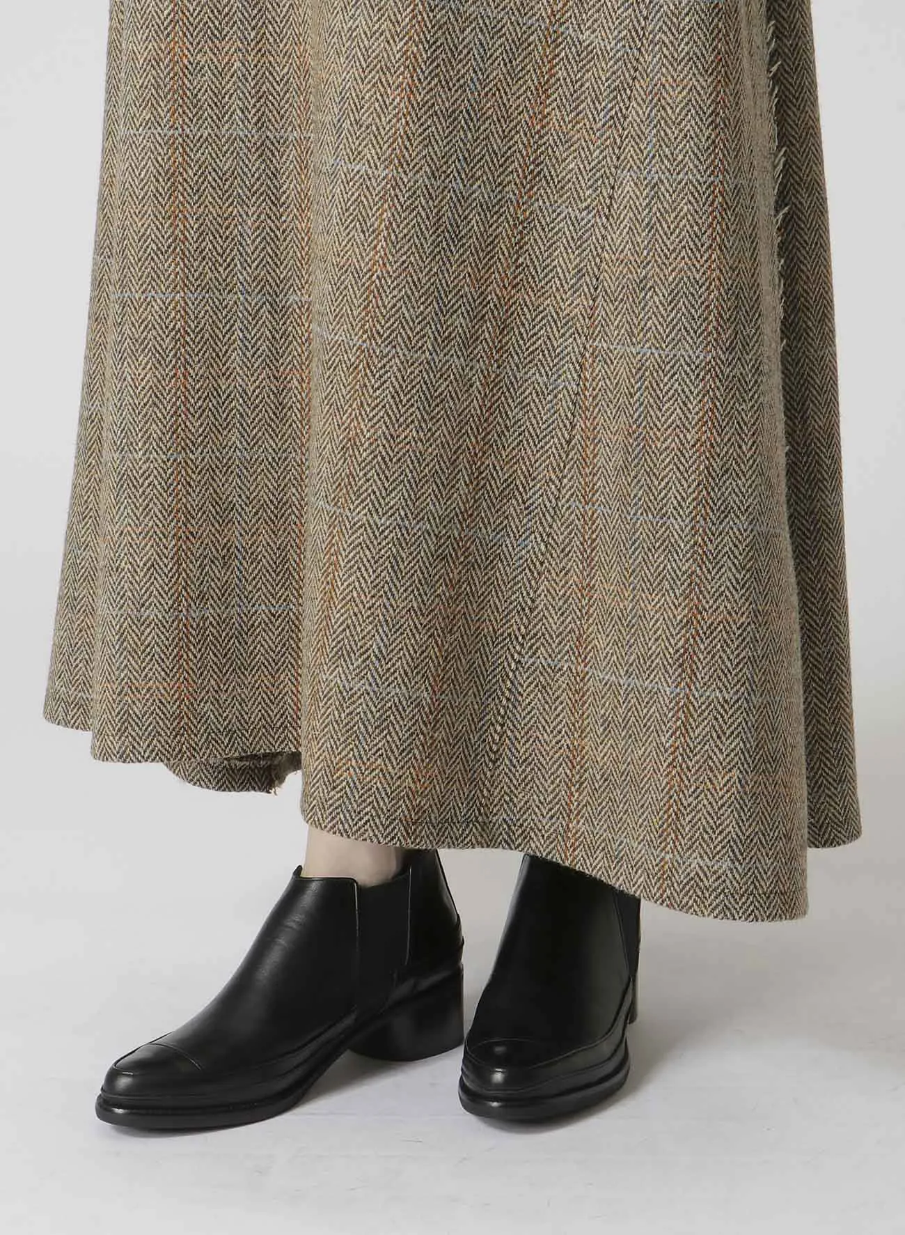 WOOL BRITISH TWEED BACK DROP SKIRT